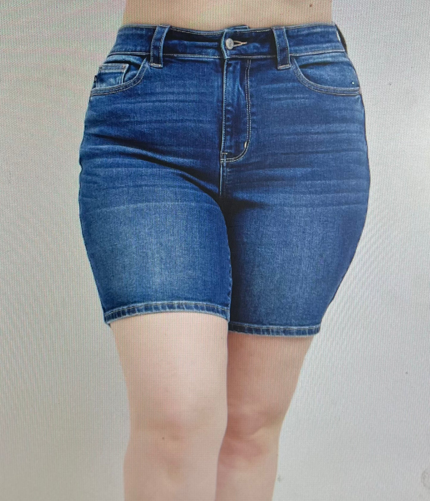 Judy Blue HW DK Bermudas PLUS