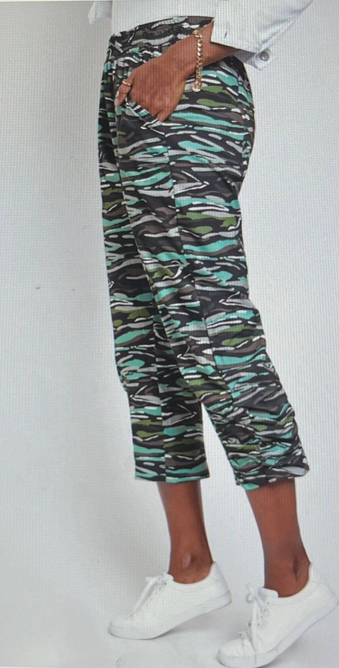 Camo Bark Techno Crop Capri