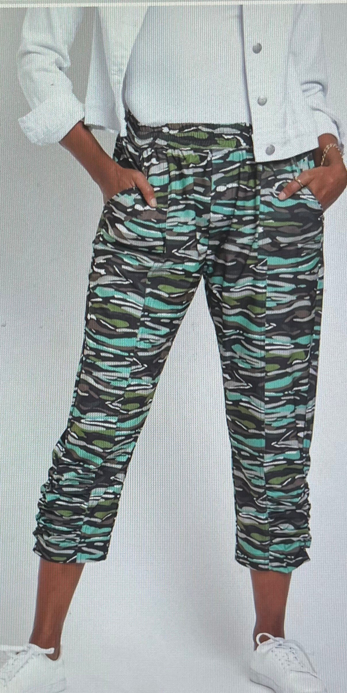 Camo Bark Techno Crop Capri