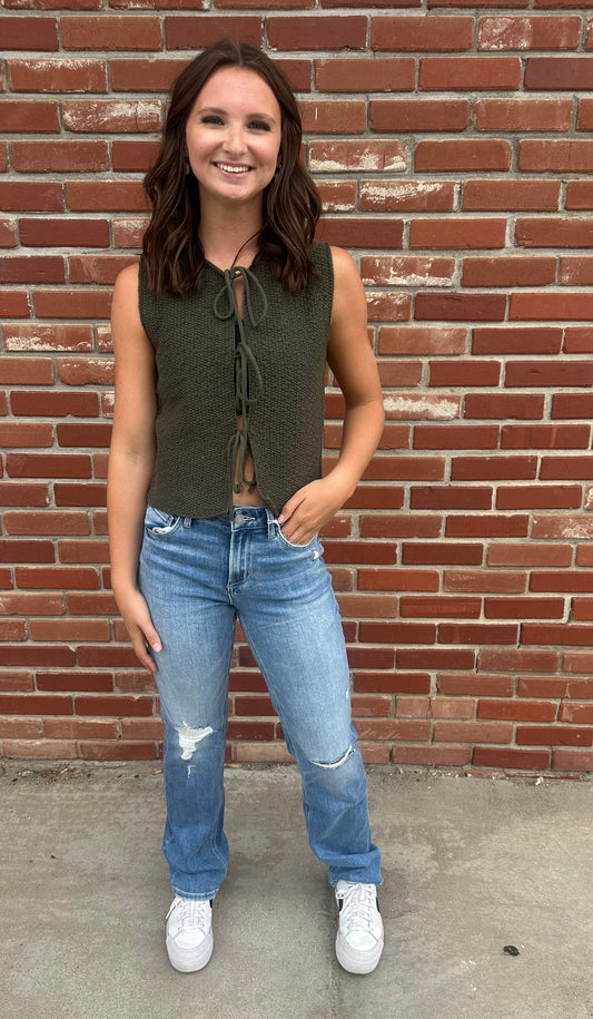 Well-Bred Distressed Straight Jean