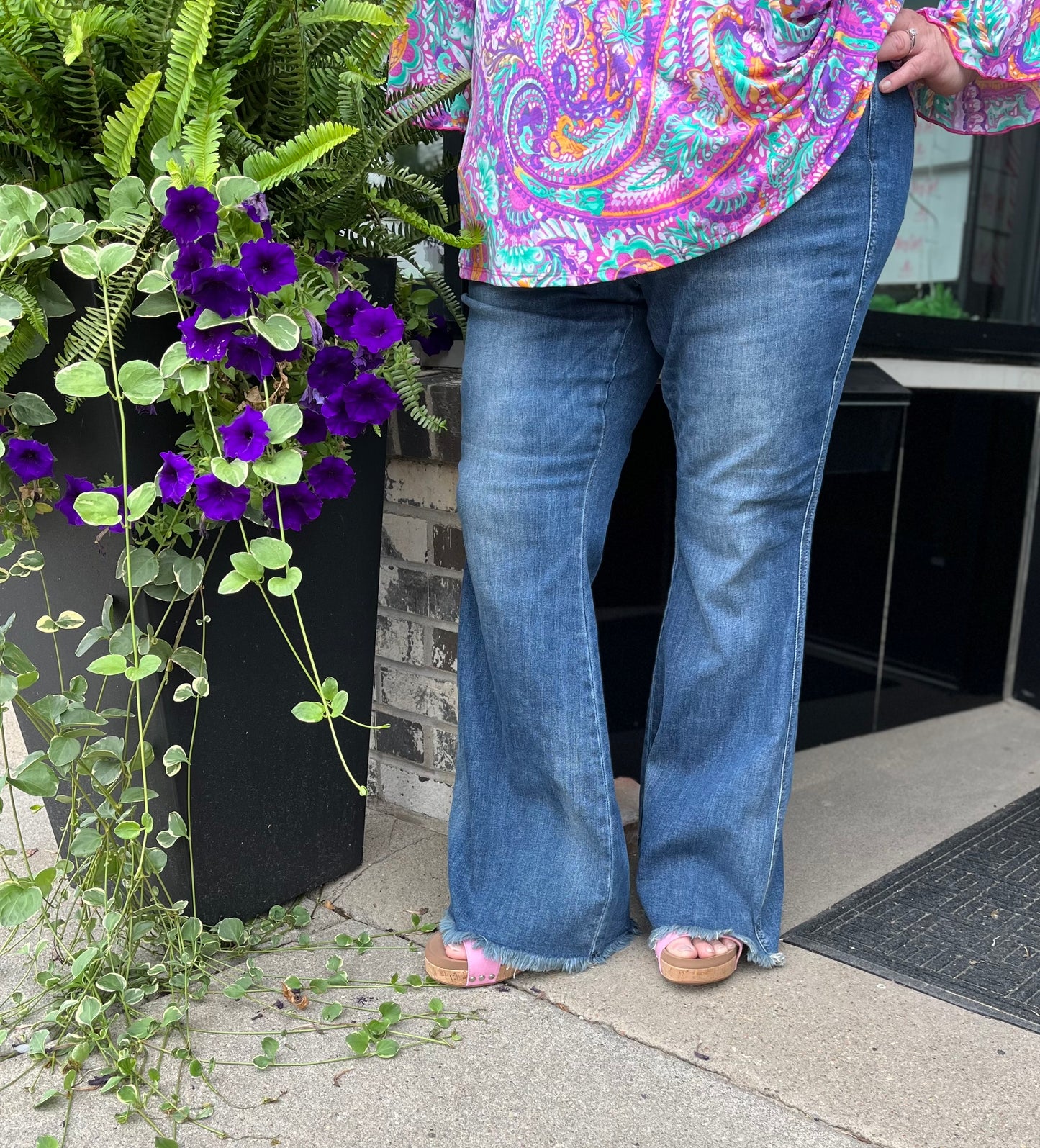 Judy Blue Fray Hem Flare - Plus