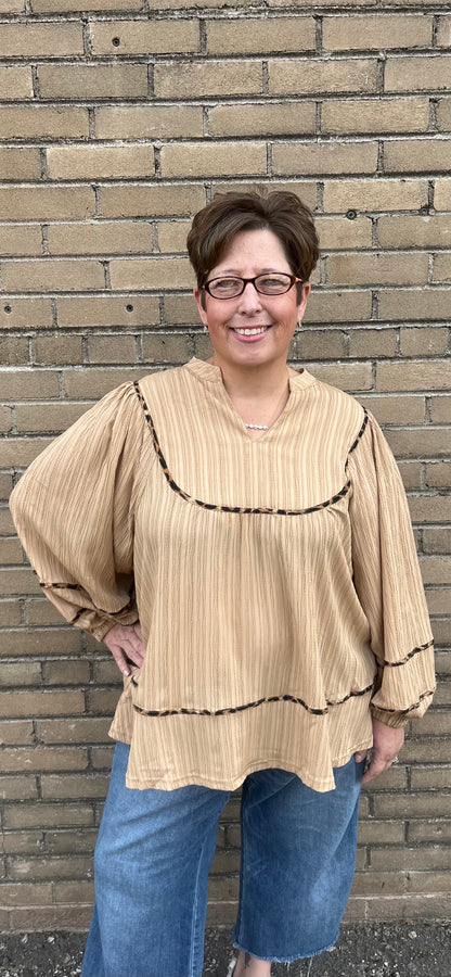 Textured Top w Leopard Accent PLUS