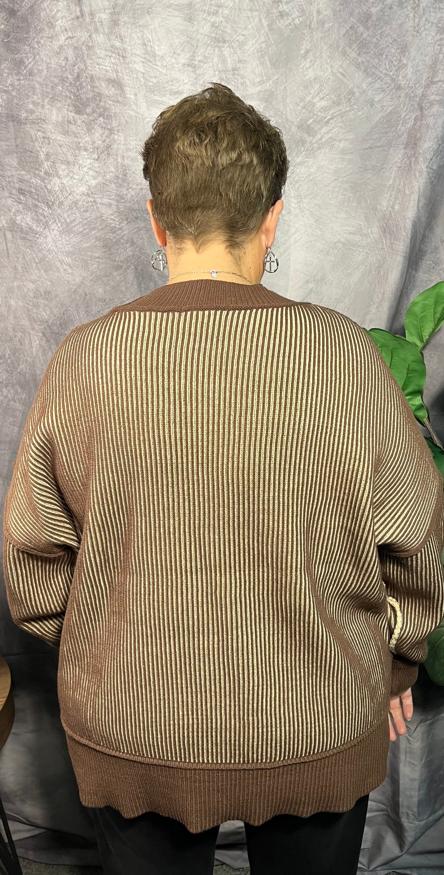 Exposed 2 Tone Sweater BRN PLUS