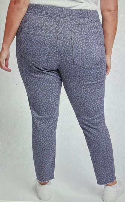 Black & Blue Pull On Pant in PLUS