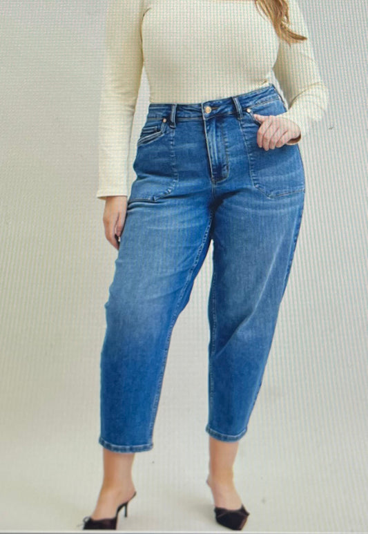 Soft Stitch Pocket Barrel Jean PLUS